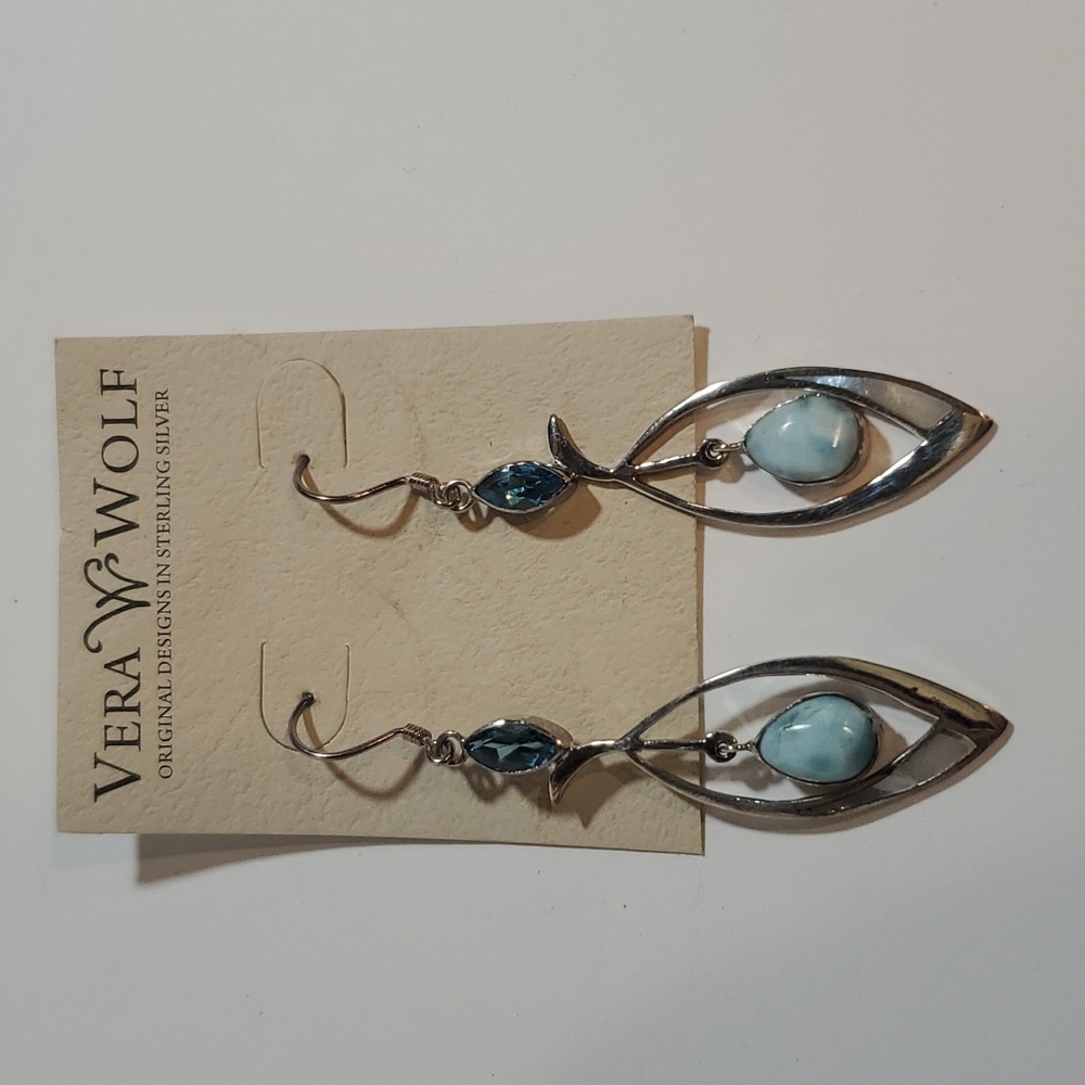Jewlery earrings Vera wolf sterling silver topez